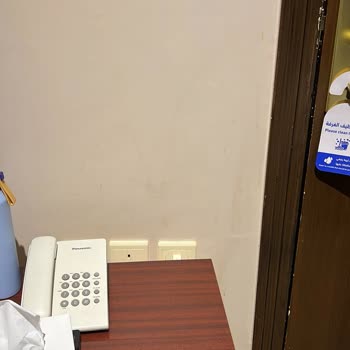 Kirli Otel Ve Yanıtsız Turizm Şirketi İade Ve Yeni Konaklama Talebi