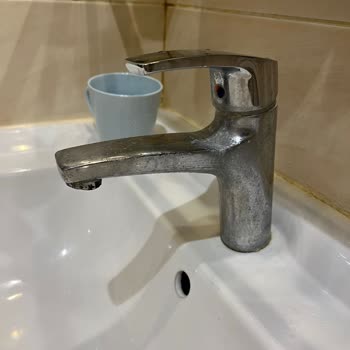 Kirli Otel Ve Yanıtsız Turizm Şirketi İade Ve Yeni Konaklama Talebi