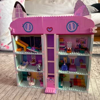 Lego Setinde Beyaz Bıyık Parçası Eksik: Hızlı Ve Ücretsiz Değişim Talebi