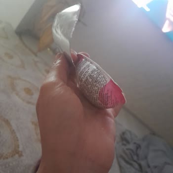 Denizli Mahalle Market’te Çocuk Oyuncağının Çikolata Azlığı Ve Bayatlığı Nedeniyle İade Talebi