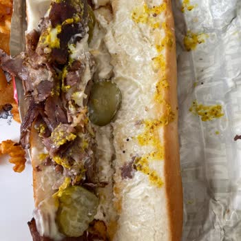 Arby's Siparişinde Peynir Eksikliği Ve İade Talebi