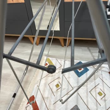 Rüzgarlı Hava Kurutmalığı Düşürüp Kırdı, Yedek Parça İstiyor