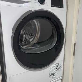 Arçelik Kurutma Makinesinde Aşırı Ses, Kıyafet Yırtma Ve Raf Aparatı Eksikliği; İade Talebi