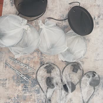 Eksik Avize Camı Gönderilmedi, Satıcı Ücret Talep Ediyor