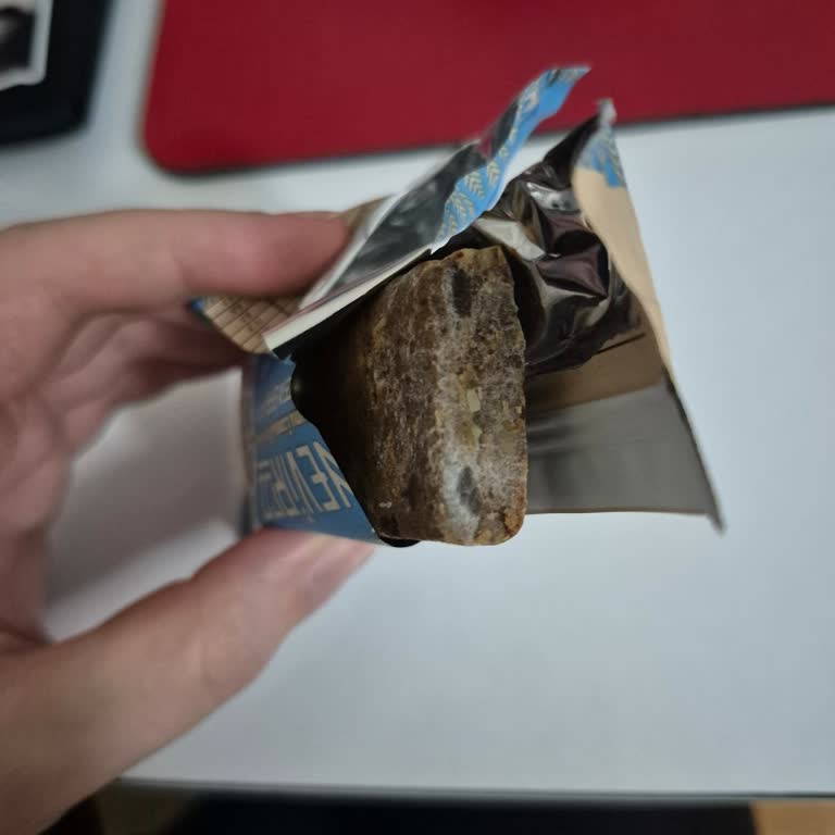 Kenevir Protein Barı Açtığımda Küflü Çıktı, Sağlık Endişesi Yaşıyorum