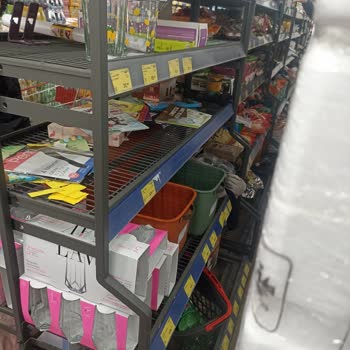 Ramazan’da Akabe TOKİ BİM Şubesinde Aşırı Sevkiyatla Geçiş İmkânsızlığı