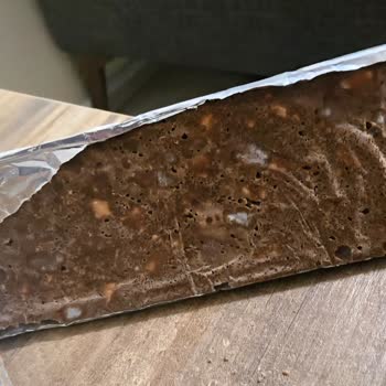 Son Kullanma Tarihi Geçmemiş Toblerone’da Küf Ve Mantar Sorunu