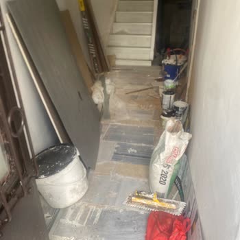 260 Bin TL Ödeme Sonrası Yarım Bırakılan Laminat Parke İşlemi Ve Mahvolan Alan