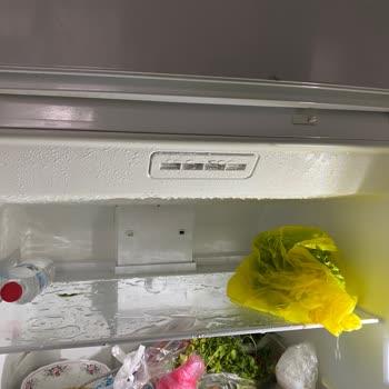 Profilo Buzdolabında Sürekli Su Sızıntısı