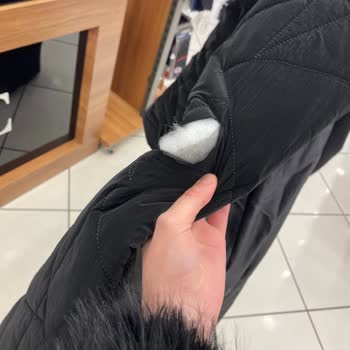 Şişme Montta Lekeler Ve İnceleme Sonrası Özensiz Paketleme