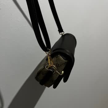 N11'de Defolu Çanta Ve 45 Gün Süren Cevapsız İade Talebi