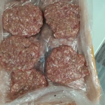 Kıyma Küflü Çıktı, Ramazan’da Güvenilen Kasapta Gıda Güvenliği Sorunu