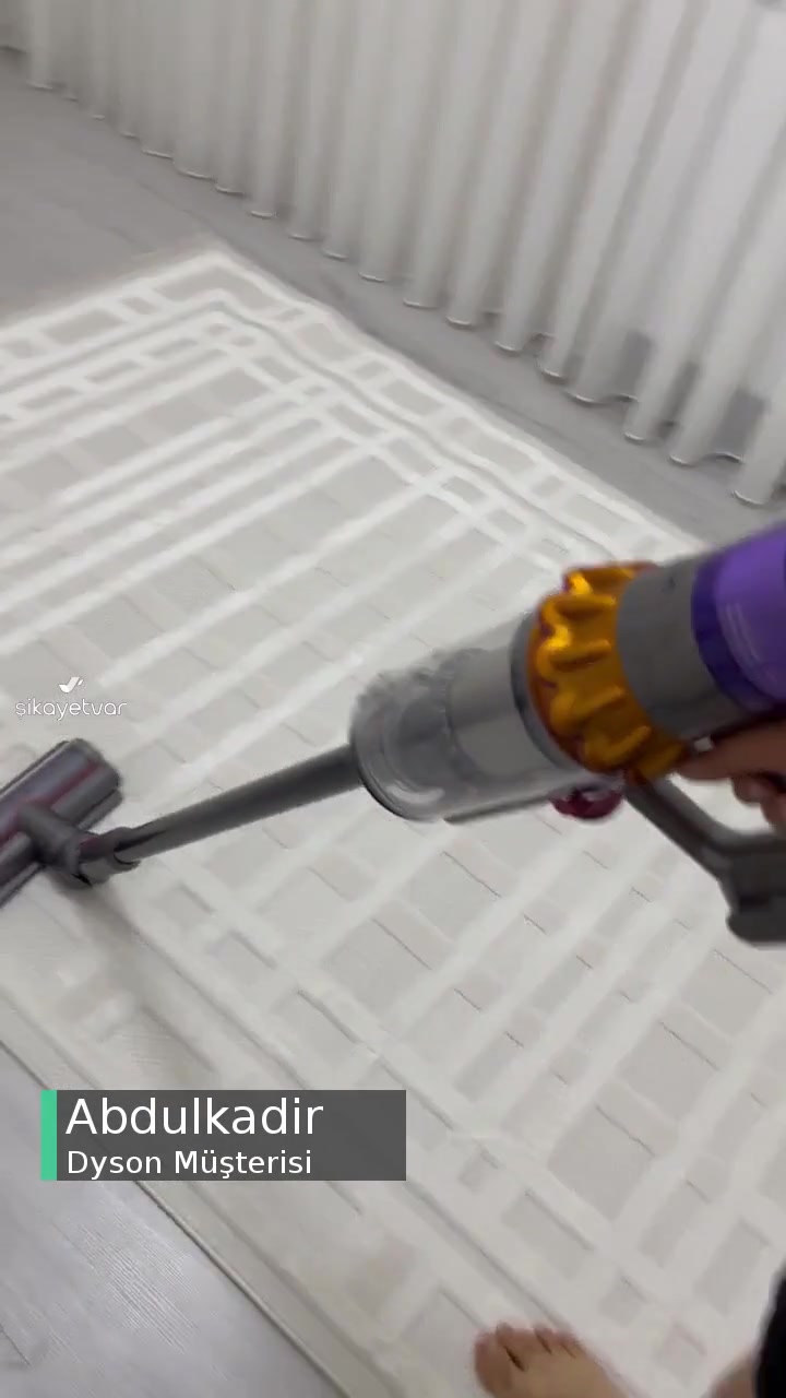 Dyson V15 Halı Süpürme Başlığı videonun kapak resmi