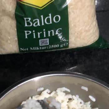 İftarda Pirinçte Kurt Çıktı: Oruçlu Müşterinin Mağduriyeti