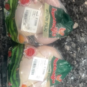 Teslim Edilen Son Kullanma Tarihi Geçmiş Tavuk Ürünleri Sağlık Riski Oluşturuyor