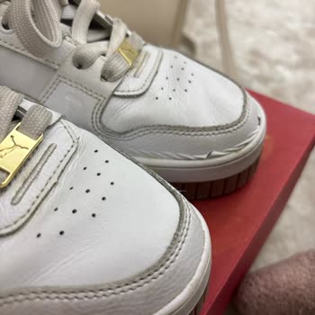 Dört Ayda Yırtılan Puma Carina Street Lux Ayakkabısı İçin Değişim Talebi