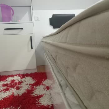 Zero Stres Yatakta Erken Çökme Ve Servis İhmali