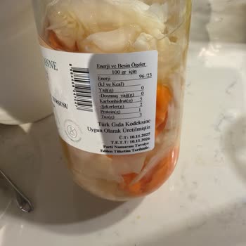 Veteriner Anne Çiftliği Lahana Havuç Turşusunun Tazelik Ve Lezzet Sorunu