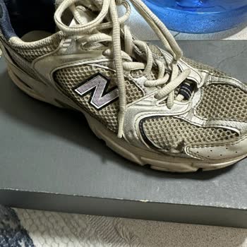 New Balance 530 Ayakkabısında Kısa Sürede Yırtılma Ve İnceleme Redleri