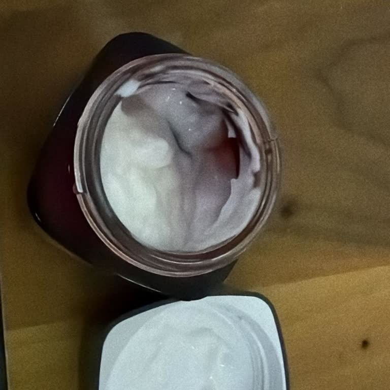 Korumasız Ve Hasarlı L'Oreal Kremi Teslim Edildi, Hızlı Değişim Talebi