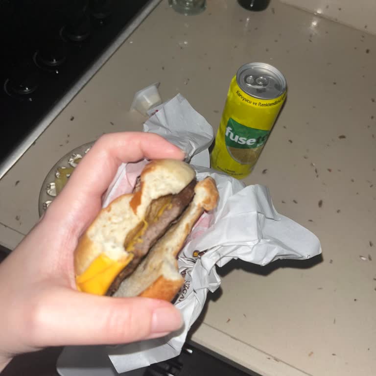 Burger King Çorlu Çarşı Şubesinde Sürekli Yanlış Ve Eksik Sipariş Şikayeti