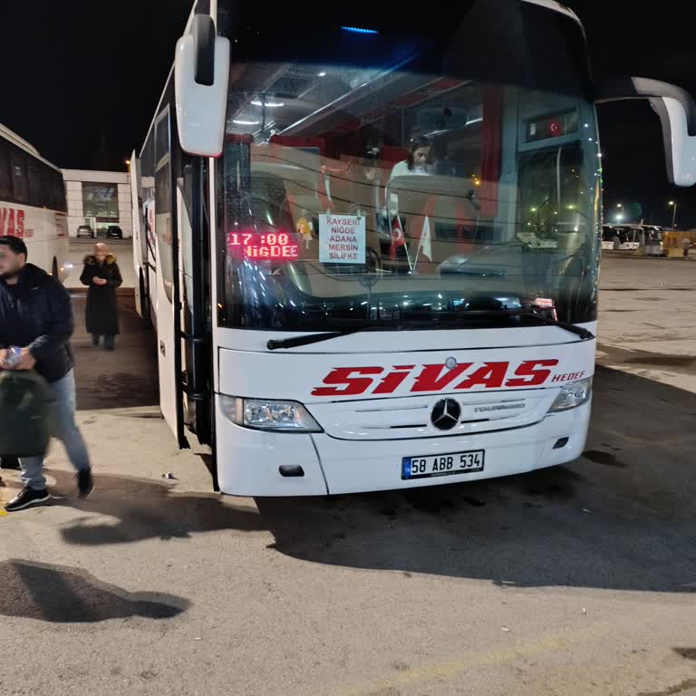 Bagaj Yerleştirme Sırasında Saygısız Personel Davranışı