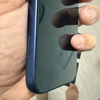 Kılıfla Dahi Çizilen Iphone 17 Pro Max Kasa: Ayıplı Ürün Değişimi Talebi