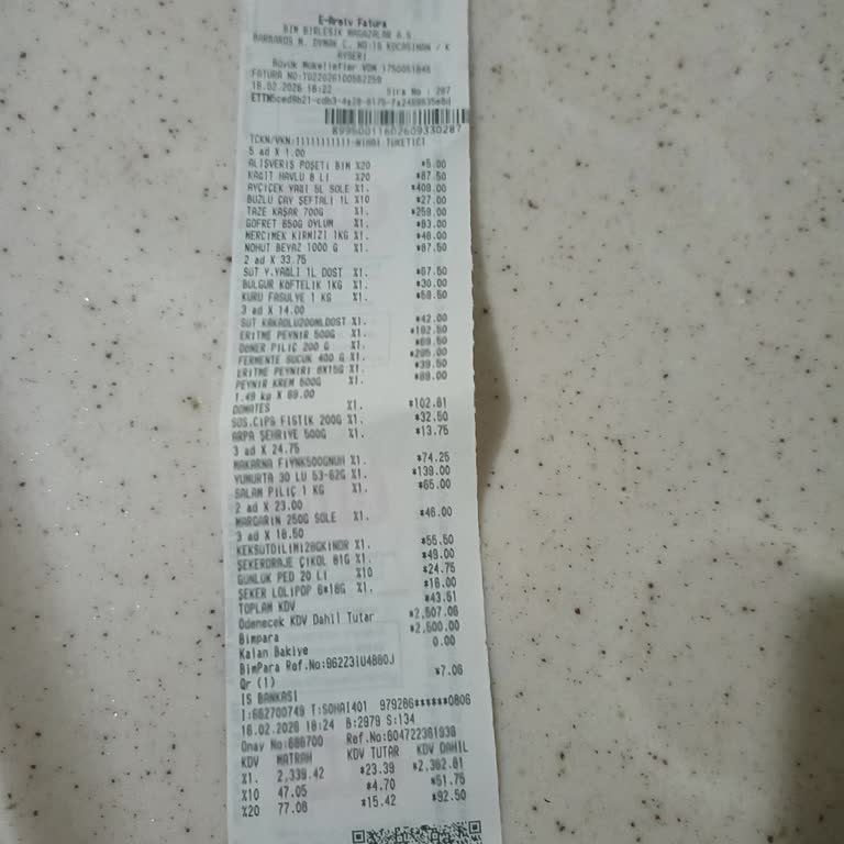 Simbat Mısır Ürününün İçindeki Taş Dişimi Kırdı