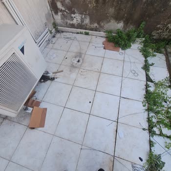 Türk Telekom Fiber Çalışmalarında Deliğe Sebep Olan Özensiz Ekip Ve Çevre Kirliliği Şikayeti