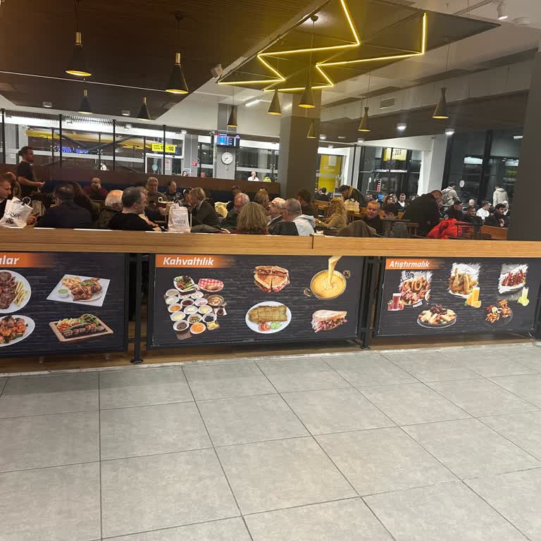 Çakra Restoranındaki Menüsü Olmayan Ürün Görselleri Müşterileri Yanıltıyor