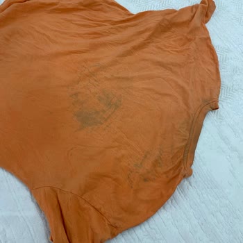 Arçelik Çamaşır Makinesinde Renk Lekeleri Ve Kıyafet Zararları