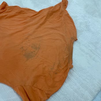 Arçelik Çamaşır Makinesinde Renk Lekeleri Ve Kıyafet Zararları