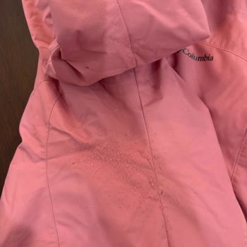 Kısa Sürede Tüylenen Ve Yıpranan Columbia Bayan Montu İade Talebi