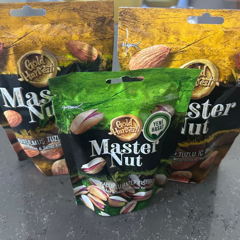 Master Nut Badem Paketinde Böcek Ve Bayat Lezzet Şikayeti