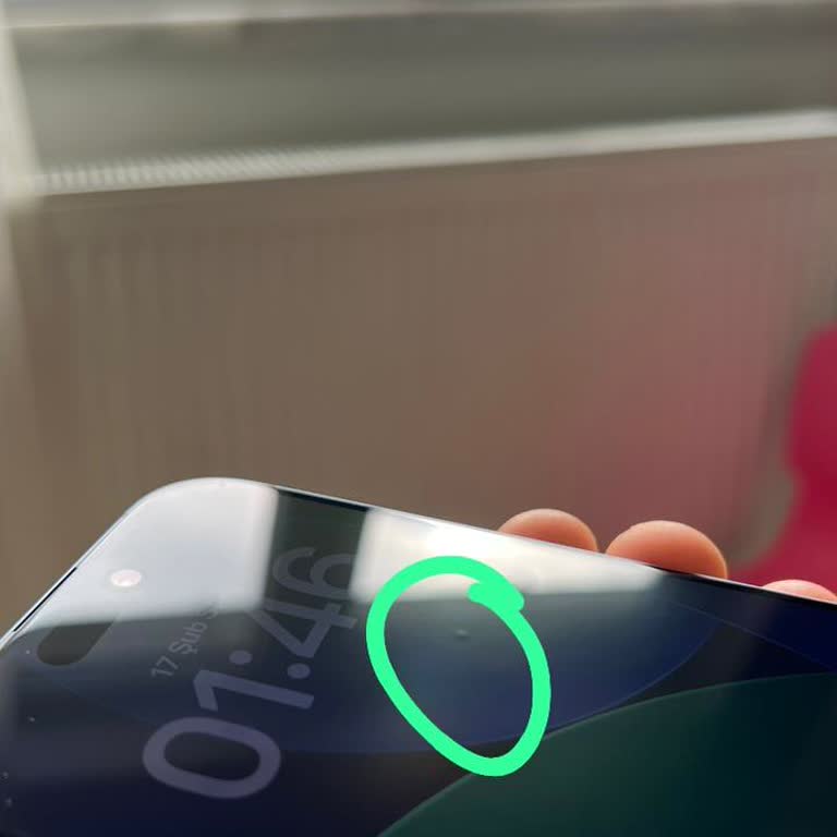 Kusurlu Apple Telefonu Teslimatı Ve İade Sürecinde İletişimsizlik