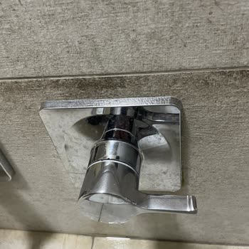 Teska 004 Tuvalet Sifonunda Sürekli Su Damlama Sorunu İçin Parça Değişimi Talebi