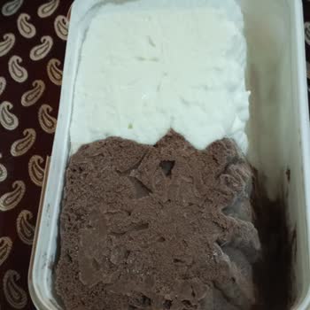 Kırık Dondurma Kabı Ve Eksik Miktar, Cevapsız Telefon Şikayeti