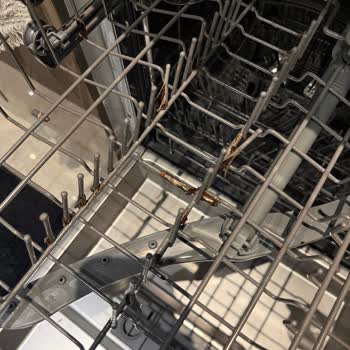 Teka Bulaşık Makinesinin İç Parçalarındaki Paslanma Ve Ücretsiz Parça Talebi