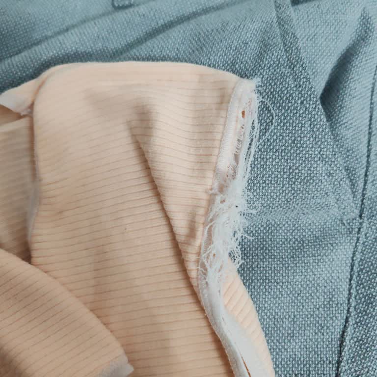 Penti Külot Dikişleri Hızla Koparak Kalite Sorunu Yaratıyor