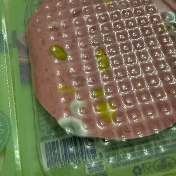 Aytaç Salam Ürünün Ambalajında Küflenme Ve Sağlık Endişesi