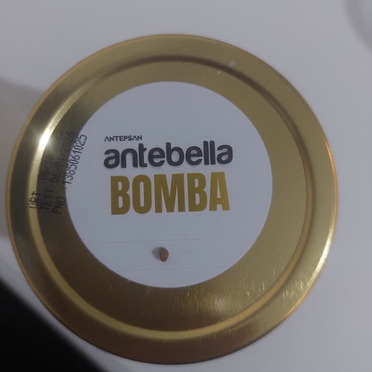 Antebella Bomba Çikolata Ürünün İçinden Çıkan Sert Yabancı Cisim Diş Kırma Riski Oluşturdu