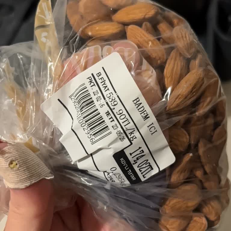 Makbul Kuruyemiş Maltepe Şubesinde Bayat Ürün Ve İade Reddi