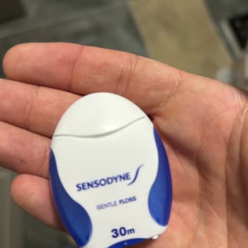 Sensodyne Diş İpi Fiyatı Yüksek, Kalitesi Düşük