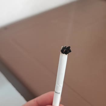 Marlboro Touch Blue’ta Sert Odun Parçası Gibi Tütün Kalitesi Sorunu