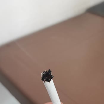 Marlboro Touch Blue’ta Sert Odun Parçası Gibi Tütün Kalitesi Sorunu