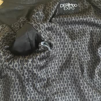 Defolu Ceket Değişiminde Yanlış Ürün Gönderilmesi Ve Güven Kaybı