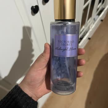 Victoria’s Secret Vücut Spreyi Kırıldı Ve Değişim İstiyorum