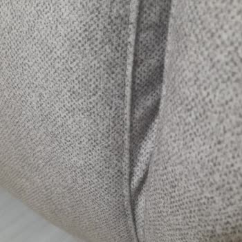 Defolu Cante Koltukların Değişimi İçin Uzun Bekleyiş Ve Mağaza Saygısızlığı