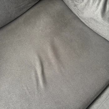 Garanti Kapsamındaki Koltuk Çöktü Ve Renk Atdı, TV Ünitesi Çekmece Arızalı