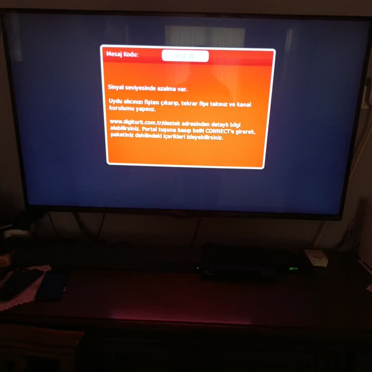 Sinyal Sorunu Ve 700 TL Ücretli Servis Teklifi Hakkında Şikayet